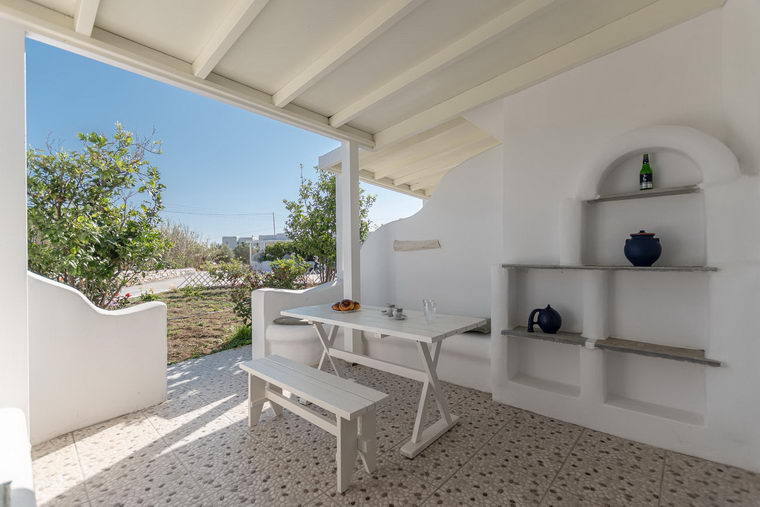 Ground floor apartments for 5 or 6
